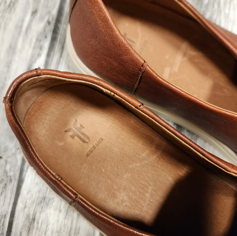 Frye Ivy‎ Slipons in Cognac